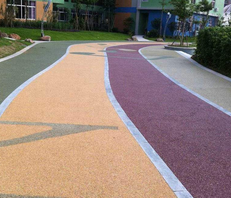 疏水劑如何加速透水混凝土地坪的透水率？