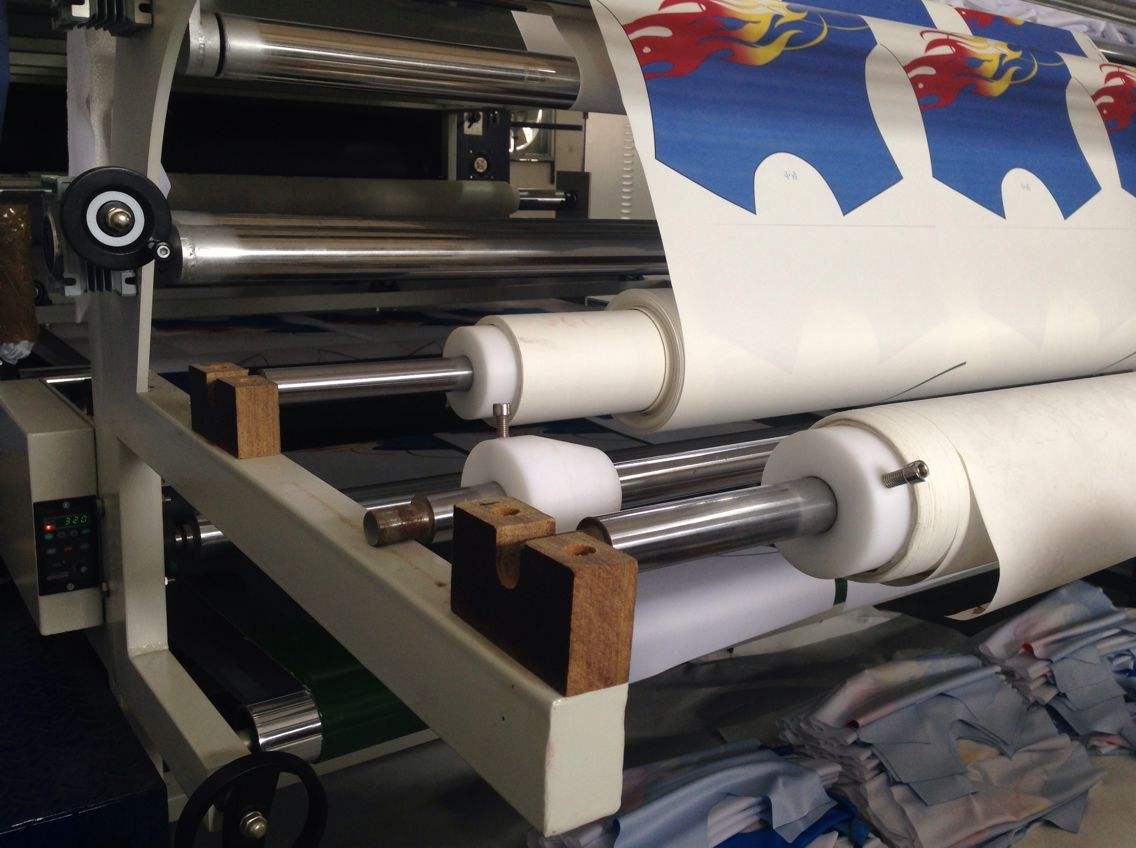 在水性油墨配方中，加入蠟乳液與蠟粉的區(qū)別？